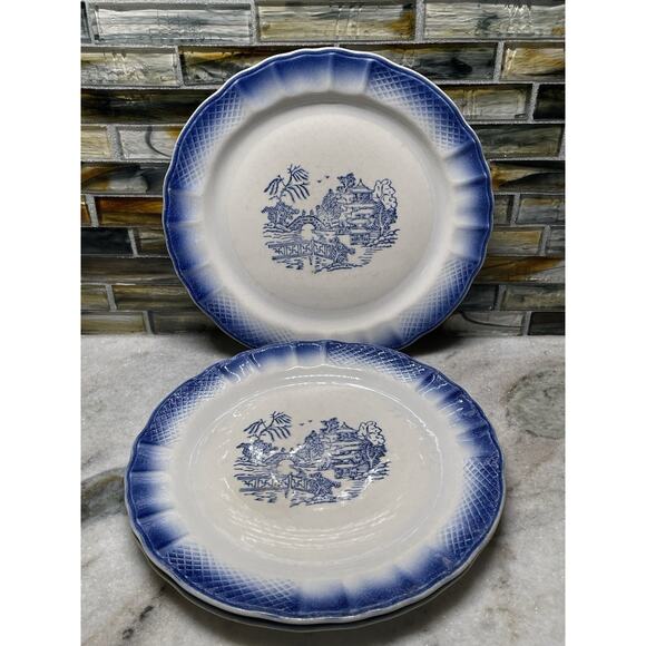 Two Vintage Blue Willow Chinoiserie Dinner Plate Plates 9” Diameter